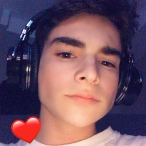 Meet your Posher, Christian